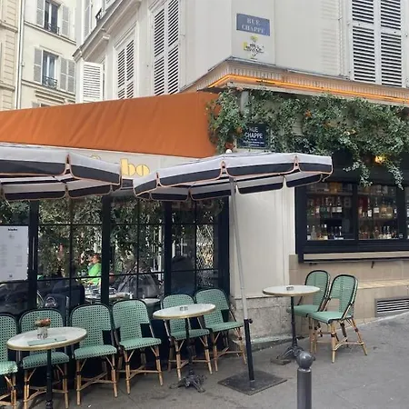 Close Apartment Paris