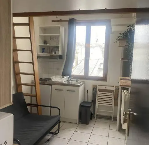 Apartment Close