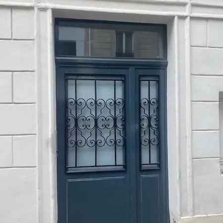Close Apartman